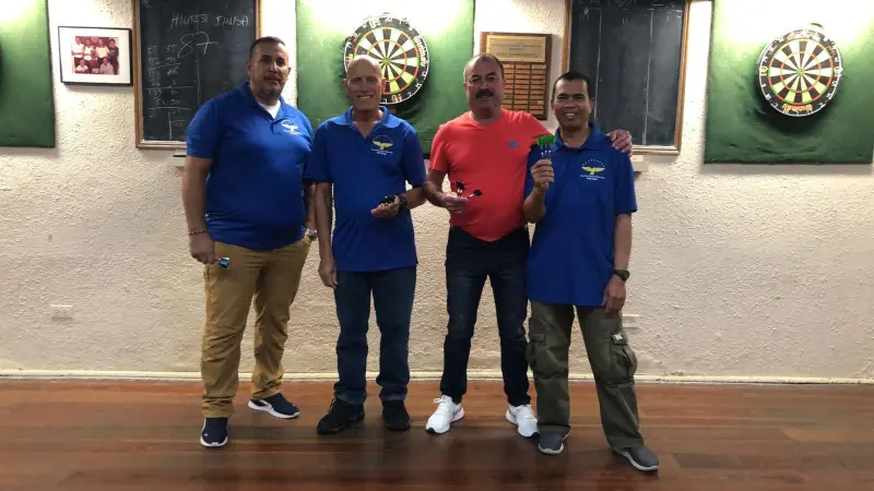 Casa Dos Azores darts team